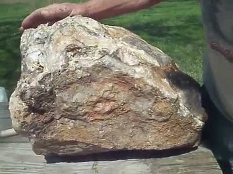 how to dissolve quartz rock
