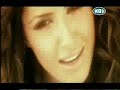 Έλενα Παπαρίζου - Το φως στην ψυχή (Greek Version)Στίχοι: Κώστας ΜπίγαληςΜουσική: Κώστας ΜπίγαληςΠρώτη εκτέλεση: Έλενα ΠαπαρίζουΘυμάμαι μια φορά που ορκιζόσουνΠώς ότι κι αν συμβεί θα μ'αγαπάςΚαι τώρα λες πως όλα έχουν τελείωσειΠως χάθηκε η μαγεία πια για μαςΜα εγω πιστεύω ακόμα οτι είμαστε έναΤα όνειρα θα βγούν αληθινάΑν στην αγάπη δώσουμε μια ελπίδαΘα δεις ότι τα πάντα ξεπερνάΚι αναρωτιέμαι...Γιατί δε διώχνουμε μαζίΑπ'τα μάτια τη βροχήΓια να λάμψει πάλιΦώς στην ψυχήγιατί η καρδιά να μην μπορείΝα γιατρέψει την πληγήΓια να λάμψει πάλιΤο φώς στην ψυχήΦτιαχτήκαμε ο ένας για τον άλλονκαι όσο το πιστεύω αυτό μπορώκι αν νιώθω ακόμα μέσα μουτη φλόγα που άναψε μια μέραεσύ και εγώκι αναρωτιέμαι..(Greek Version)