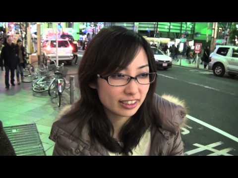 Mexicano entrevistando a algunos Japoneses