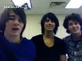 ohhhhhhnooooooo pooor nick but ur still sexyyy!!!!