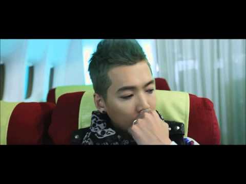 how to fasten your seatbelt in airplane