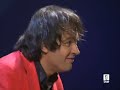 manolo carrasco tocando el tema aurora en  tve  en un piano de gran cola kawai ex