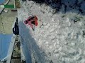 ma soeur ki fait de la luge en plus elle failli foncer me foncer dedans