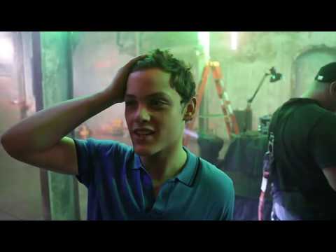 Skins (US) Behind the Scenes - Ep. 7 - Rave