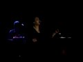 apo attiko alsos kalokairi 2007!den einai kalos o hxos..einai thea omws!!!