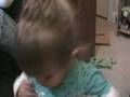 videos de Silly monkeys jumping on the bed