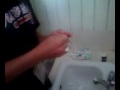 videos de Shaving creme water balloon