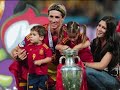Fernando Torres y Olalla celebrando con sus hijos