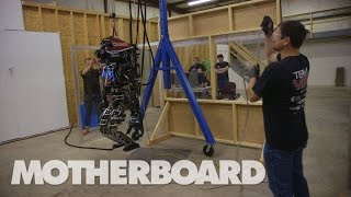 アメリカ ロボット事情 人命救護ロボの先は殺人ロボなのか