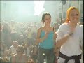 spectacle de rue cr�� en 2004, diabladas corps soufflant emm�ne le public � la d�couverte des musiques traditionnelles de la cordill�re des andes. la fanfare latino roots la belle image, chor�graphie le mouvement des douze musiciens danseurs la composant pour offrir un ballet sonore et visuel.