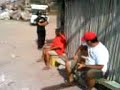 el compa tananas se da el lujo de que le toque la banda.