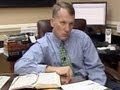 'Punch Gay Kids' Pastor Apologizes (Sort Of)