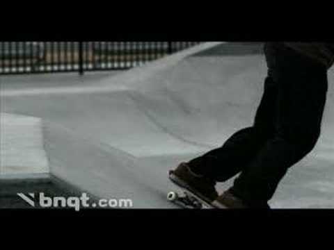 BMX BIKES TRICKS STUNTS CRASHES