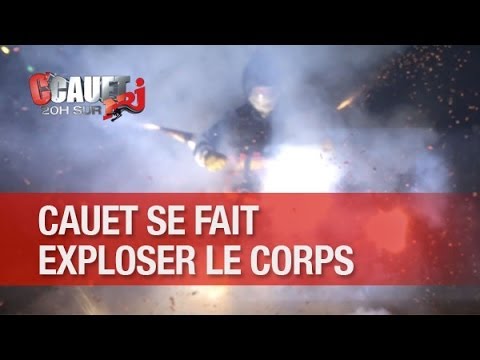 IMPRESSIONNANT: Cauet se fait exploser avec de gros pétards ! - C'Cauet sur NRJ