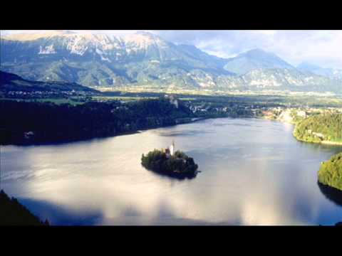 rendez vous - Slovenska skupina..Slovenian band...pojejo pesmi:Oh ne Cherie,Modre oči,Kako si lepa nocoj..