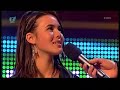 een tv-opname van famke rauch uit delden die tijdens de finale van het nationale avro junior eurovisie songfestival 2007 haar zelfgeschreven liedje 'als je iets wilt' zingt. ze eindigt uiteindelijk als vierde.
