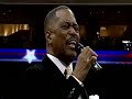 Cuba Gooding Sr. does a Carl Lewis with the Nat\