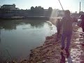 costica stoleru(gura humorului)la pescuit pe muzza,italia -8.AVI