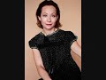 Sag mir wo die Blumen sind / Where have all the flowers gone - Sona MacDonald