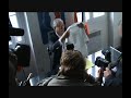 lors de sa conf�rence de presse (14/11/2009) pour le lancement de la campagne des �lections r�gionales 2010 � marseille, jean-marie le pen a pr�sent� � la presse un tee-shirt achet� dans la cit� phoc�enne sur lequel est repr�sent� une carte de la france recouverte du drapeau alg�rien...