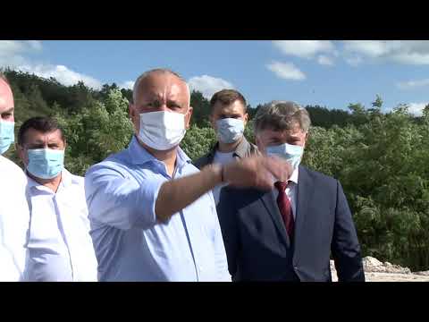 Președintele țării a inspectat lucrările de construcție a podului din raionul Florești