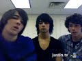 SOME ONE HAD A DREAM ABT NICK........AWKWARD!!!!                 JONAS BROTHERS TALKING ABT FANS     JOE YAWNS BIG TIME