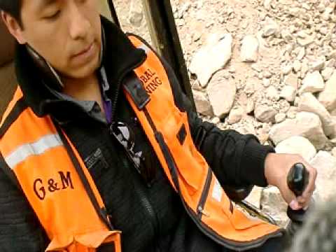 EXCAVADORA CAT - ES UNA HERMOSA MAQUINA MIREN Y APRENDAN A MANEJAR LO IMPLEMENTOS DE SEGURIDAD Y PARA POSIBLES CONTRATOS LLAMAR A 052952942449 JAIME MENDOZA OLORTIGA.