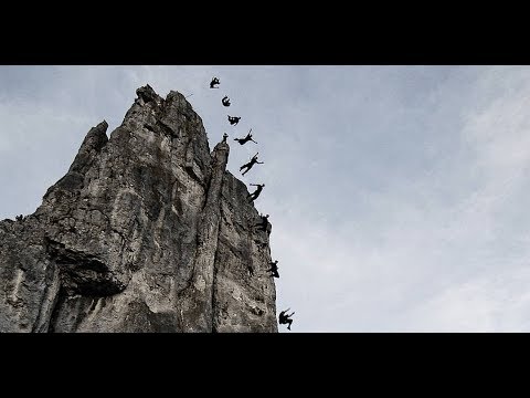 Ferdi Fischer fait une chute de 45m sur des cartons Image de prévisualisation YouTube