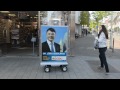 Wahlkampfroboter Ferngesteuertes Plakat Innenstadt Neuss