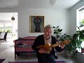 mauritio cazzati: balletto sesto. my arrangement for chitarrino, renaissance guitar. the instrument is made by eero palviainen 1993. the music can be found in page http://www.cs.helsinki.fi/u/wikla/mus/own/chitarrino/
31.8.2008 arto wikla.