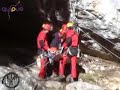 Practica de instalación y traslado de camilla con paso de diferentes dificulatades en instalación de cuerdas fijas. Espelso Socorro Valenciano en el XXII Encuentro SEMAM (Sociedad Española en Medicina y Auxilio en Montaña).