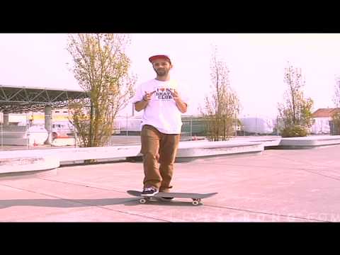 how to turn with a skateboard