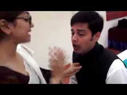 Rahul gandhi interview with arnab goswami SPOOF (Turnup Goswami VS Rahul Aandhi)