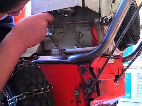 how to clean a carburetor in a snowblower