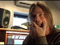 hd.se pratade om klisch�er i l�ttexter med schlagerkomposit�ren pontus assarsson inf�r �rets melodifestival. och det finns garanterat en klich� som pontus aldrig kommer att kl�mma in i sina l�ttexter.