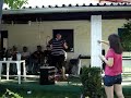 Thales dançando créu