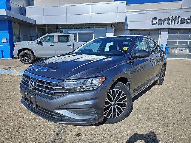 2021 Volkswagen Jetta Highline LOADED! AUTOMATIC LEATHER SUNROOF in Cars & Trucks in Red Deer