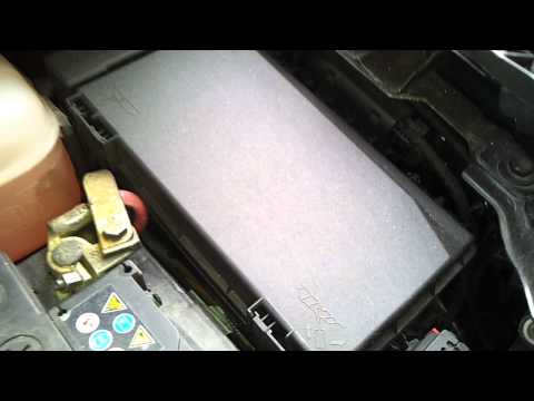 how to change a fuse in a vauxhall zafira