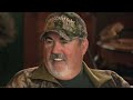 Tim Farmer goes to Trigg County to join old friends Harold Knight and David Hale, who are itching for opening day of turkey season. The trio focuses on turkey calling techniques and innovative all-weather equipment to help any hunter take home a trophy.
