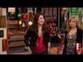 Miranda Cosgrove Celebrates her 18th Birthday on the iCarly 