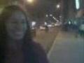 palo con melisa en la calle su flaka