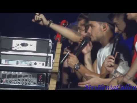 Harry Styles – Some of best moments on stage – Part 4 Harry Styles – Some of best moments on stage – Part 4