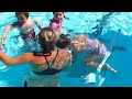 Tallula under water