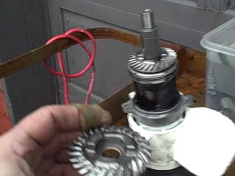 how to rebuild a yamaha lower unit