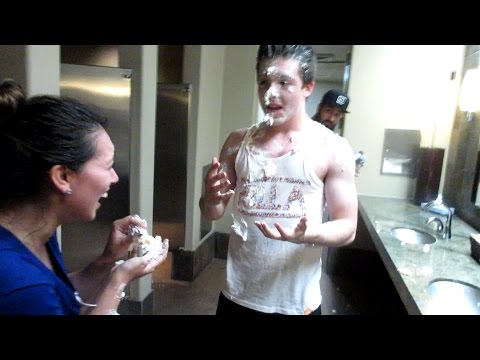 pranked - I actually hate moe. Follow the idiot if u want: http://twitter.com/swmohammedag Snapchat: AdaptSnaps Twitter : http://twitter.com/FaZeAdapt Instagram : http://instagram.com/TheFaZeAdapt...