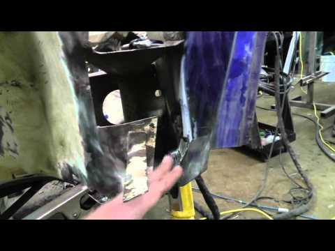 1973 Porsche 914   R Front panel repair Part 6