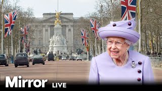Видео: BBC One ја прекина програмата и емитува вонредни вести, кралското семејство се собра околу кралицата
