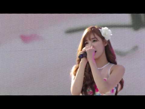 Baby Steps - TTS_SNSD (소녀시대 태티서) Live @ Blue One K-Pop Festival