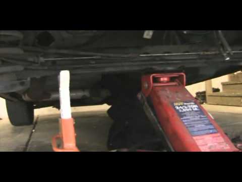 Replacing Automotive Gas Fuel Tank & Fuel Pump Removal : GM Example