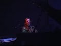 tori-amos-spark-jools-holland.html